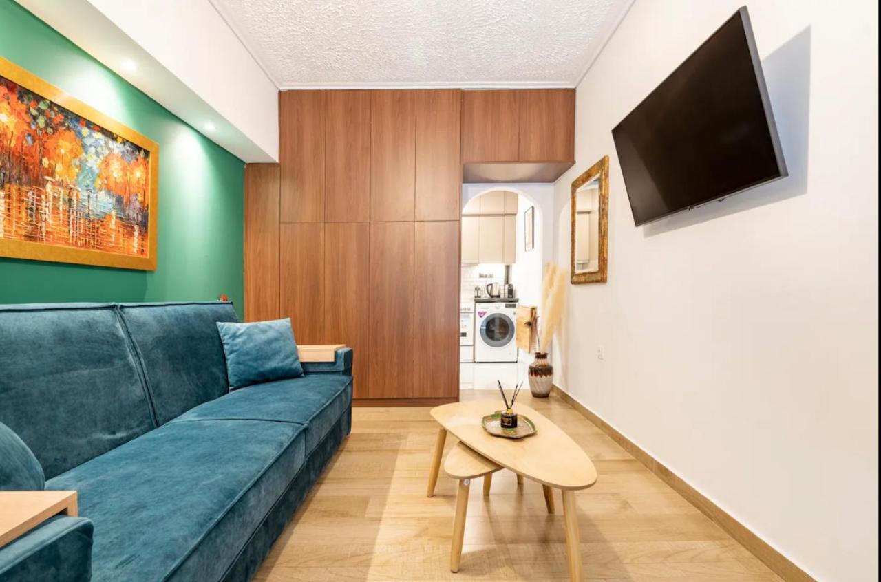 Cute Tiny Apartment In The Heart Of Flisvos Афины Экстерьер фото